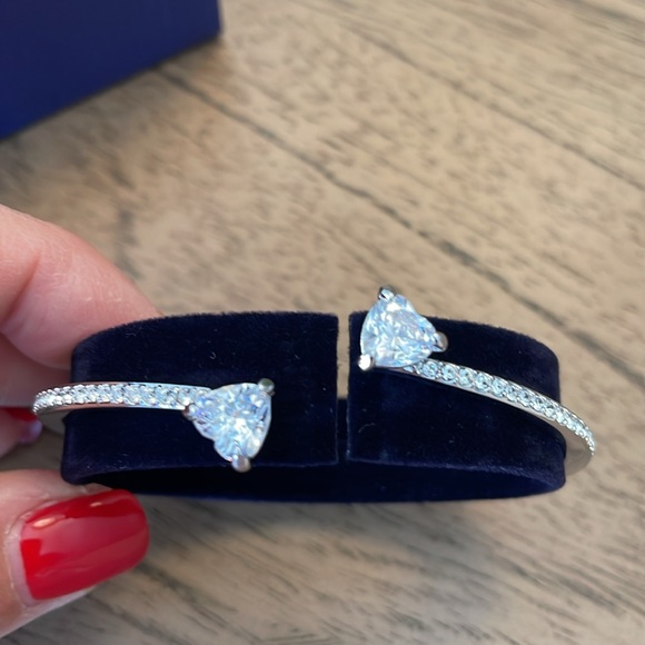 Swarovski Mesmera Attract Bangle - Picture 3 of 9